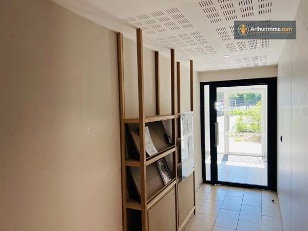 Vente                                                      Appartement
                        
                     2 pièces                      45 m2                     à Roubaix