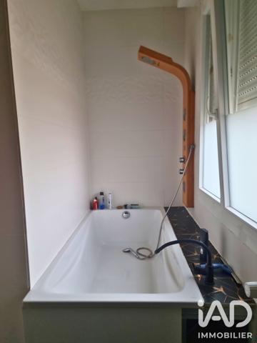 Maison à vendre 10 pièces 250 m² Rochefort