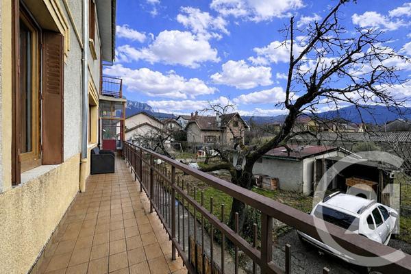 Appartement T3 à vendre  3 pièces - 74,70 m2 BARBERAZ - 73
