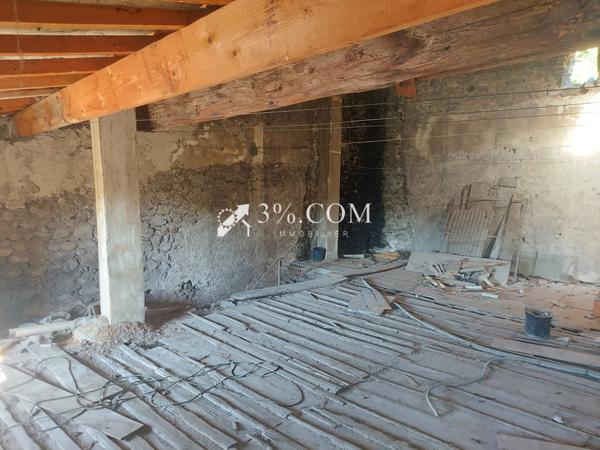 MAISON DE RUE  Le Pouzin (07250)