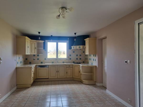 Maison 8 pièce(s) 4 chambre(s) 130 m²