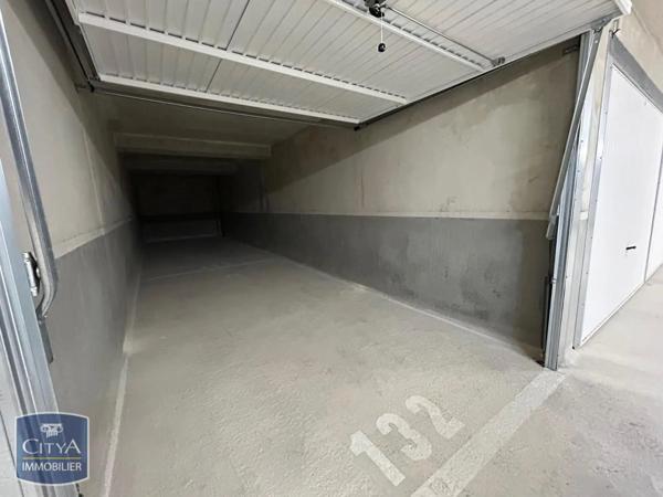 Parking à louer 35m² Antibes (06600)