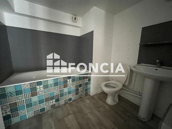 Location Studio 19 m² - 9 RUE MONCEY Besancon 25000