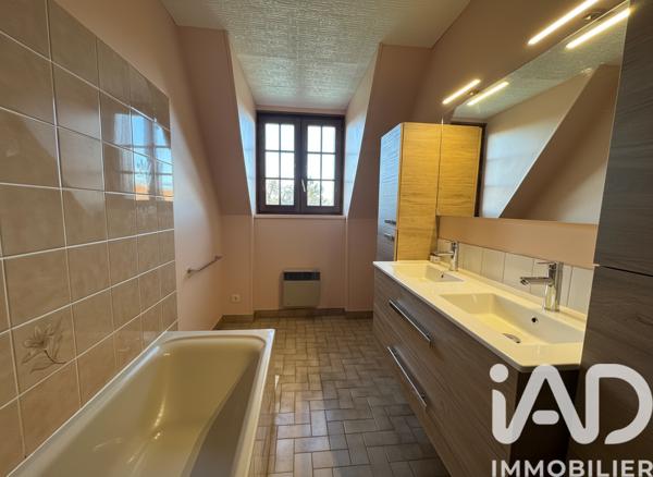 Maison à vendre 6 pièces 160 m² Cerisiers