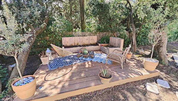 Villeneuve-lès-Avignon (30400) Maison Villeneuve Les Avignon 4 pièce(s) 135 m2