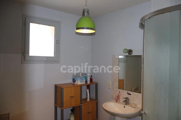 Ensemble immobilier à vendre 6 pièces de 131 m² avec jardin plein sud - Chepniers (17)