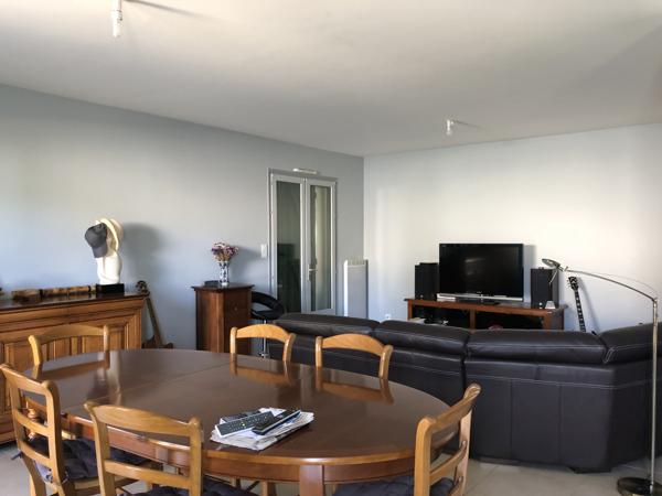 Maison
                                                                                                                                                                                                                                                                                                                        5 pièce(s)                                                                                                                                                                                                          4 chambre(s)                                                                                                                                                                                                          105  m²