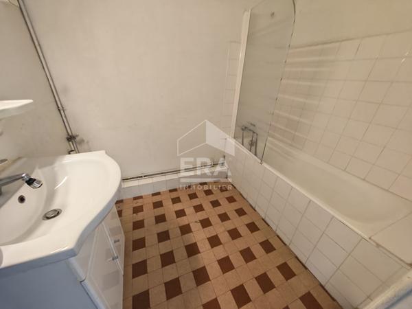 Appartement T2 à louer Camas" rue Jaubert "à Marseille 05