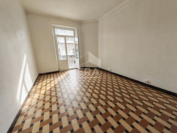 Appartement T2 à louer Camas" rue Jaubert "à Marseille 05