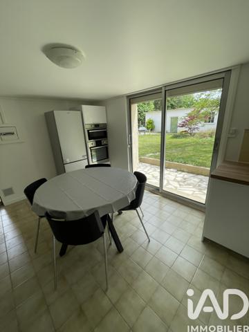 Location appartement 2 pièces 33 m² Bures-sur-Yvette