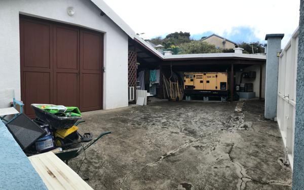 Maison à vendre    13 pièces • 305 m2 Sainte-Anne