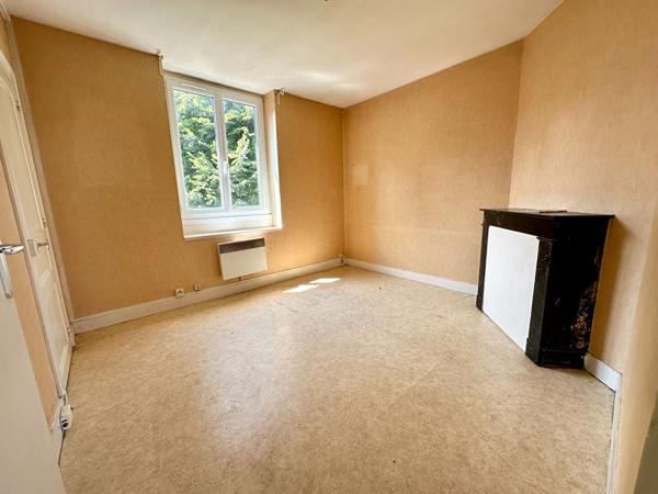 À VENDRE - IMMEUBLE DE RAPPORT À RÉNOVER - 3 APPARTEMENTS - TOURS