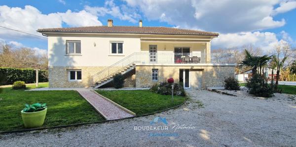 Villa à Prigonrieux en Dordogne(24), 252 m² habitable, 8 pièces, 6 chambres, piscine et terrain 3200m² clos