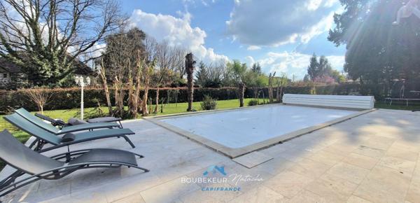 Villa à Prigonrieux en Dordogne(24), 252 m² habitable, 8 pièces, 6 chambres, piscine et terrain 3200m² clos