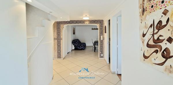 Villa à Prigonrieux en Dordogne(24), 252 m² habitable, 8 pièces, 6 chambres, piscine et terrain 3200m² clos