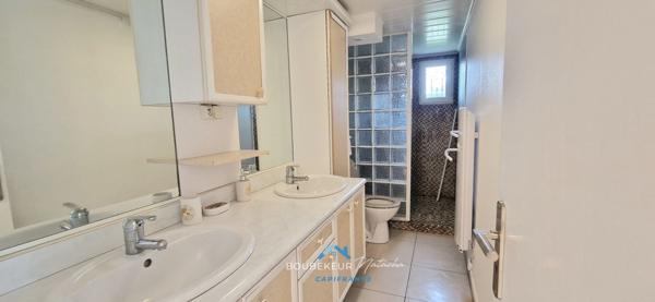 Villa à Prigonrieux en Dordogne(24), 252 m² habitable, 8 pièces, 6 chambres, piscine et terrain 3200m² clos