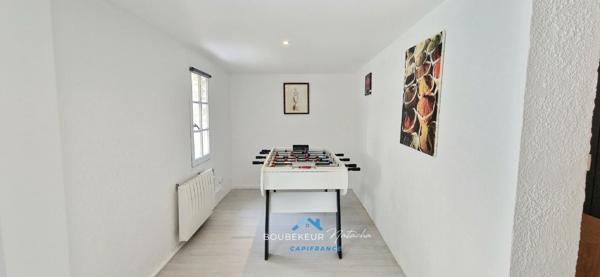 Villa à Prigonrieux en Dordogne(24), 252 m² habitable, 8 pièces, 6 chambres, piscine et terrain 3200m² clos