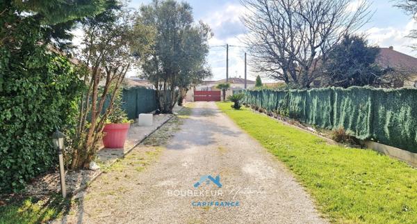 Villa à Prigonrieux en Dordogne(24), 252 m² habitable, 8 pièces, 6 chambres, piscine et terrain 3200m² clos