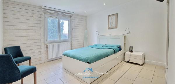 Villa à Prigonrieux en Dordogne(24), 252 m² habitable, 8 pièces, 6 chambres, piscine et terrain 3200m² clos