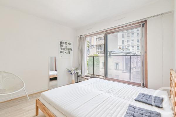 Appartement F1 à vendre  1 pièce - 33 m 2   PARIS  - 75014