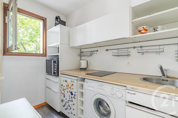Appartement F1 à vendre  1 pièce - 33 m 2   PARIS  - 75014