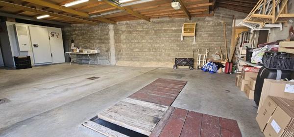 VILLA EXCEPTIONNELLE 175M2 AVEC PISCINE ET DEPENDANCES