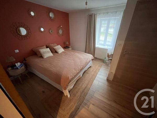 Maison à vendre  6 pièces - 200 m2 BREUIL MAGNE - 17