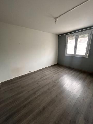 Appartement Le Grand Quevilly 3 pièce(s) 68 m2 2-3chambres place quebec 112.000€
