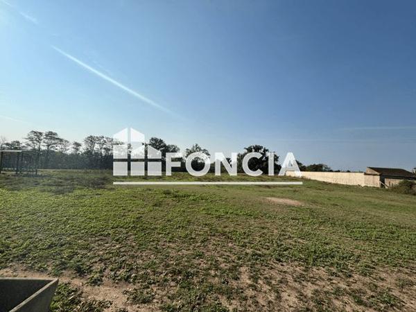 À vendre Terrain 9145 m² - Artaix 71110