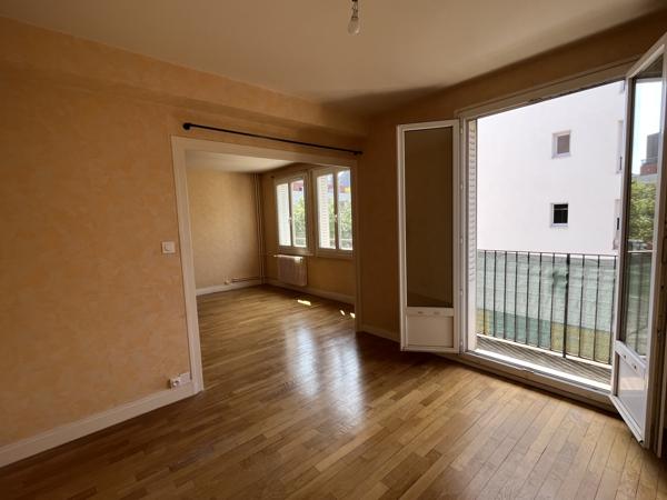Appartement 4 pièce(s) 2 chambre(s) 65.79 m²