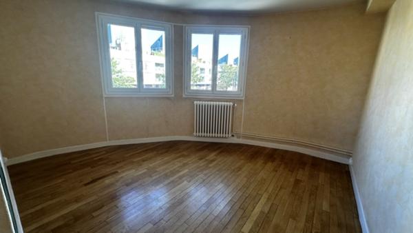 Appartement 4 pièce(s) 2 chambre(s) 65.79 m²