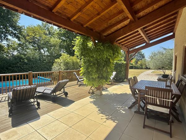 Castelsagrat (82400) CASTELSAGRAT Maison avec 3 chambres, près du village avec 1.9 hectares