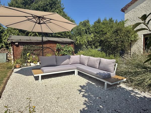 Castelsagrat (82400) CASTELSAGRAT Maison avec 3 chambres, près du village avec 1.9 hectares