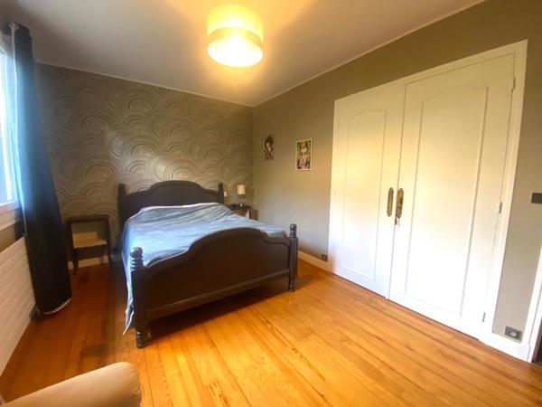 Maison 5 pièces 257m2 avec piscine et garages à AIRE SUR L'ADOUR