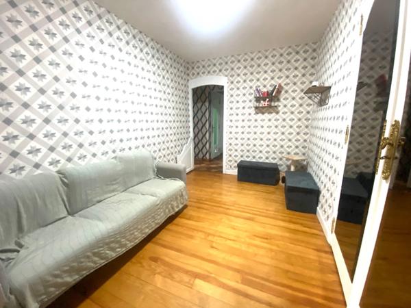 Maison 5 pièces 257m2 avec piscine et garages à AIRE SUR L'ADOUR