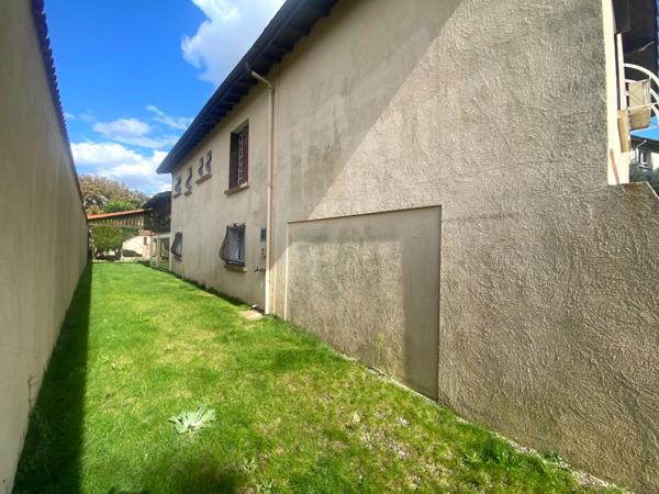 Maison 5 pièces 257m2 avec piscine et garages à AIRE SUR L'ADOUR