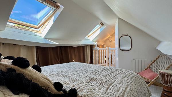 Saint-Nom-la-Bretèche (78860) Maison de village (avec courette) très bien entretenue et au charme indéniable !