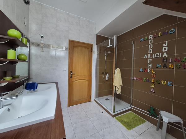 Maison 9 pièces - 204 m²