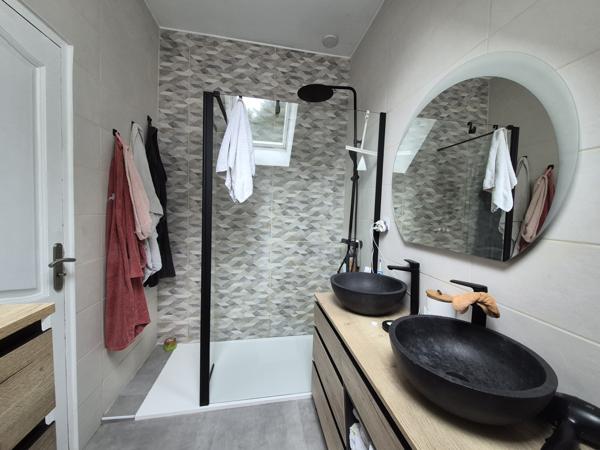 Maison 9 pièces - 204 m²