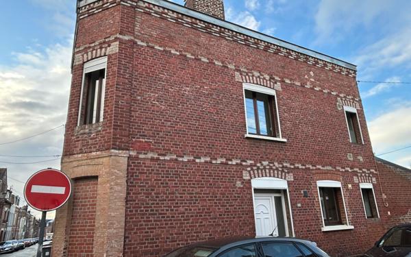 Maison à vendre    4 pièces •  Saint-Quentin