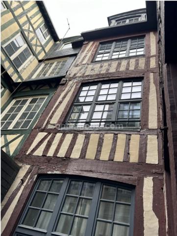 Appartement 2 pièces rénové hyper-centre