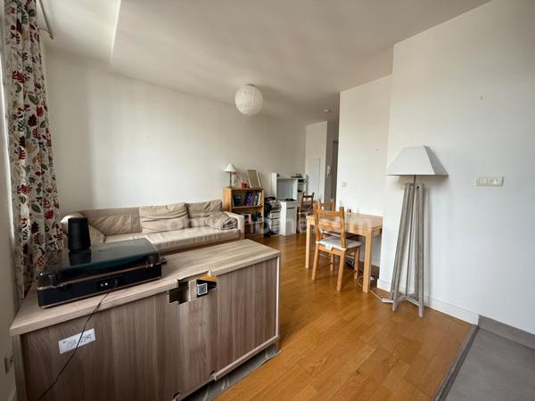 Appartement 2 pièces rénové hyper-centre