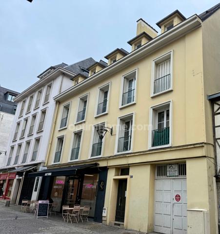 Appartement 2 pièces rénové hyper-centre