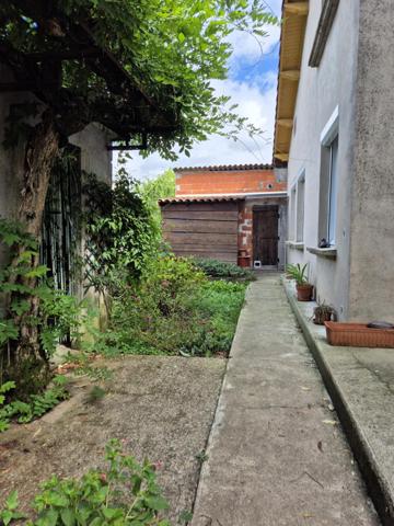 ALBI, Grande Maison de 193 m3 avec garage