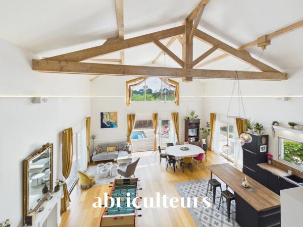 Très belle propriété sur 2 720 m² de terrain en vente SAUBION (40230)