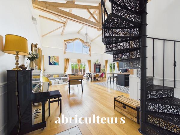 Très belle propriété sur 2 720 m² de terrain en vente SAUBION (40230)