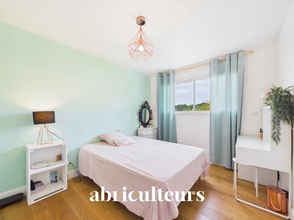 Très belle propriété sur 2 720 m² de terrain en vente SAUBION (40230)