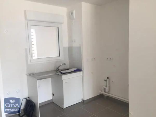 Appartement à louer 2 pièces 50.97m² Martigues (13500)