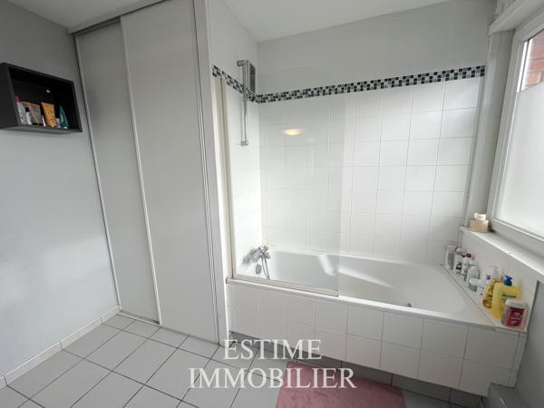 LILLE SAINT-MAUR MAISON T5 AVEC GARAGE