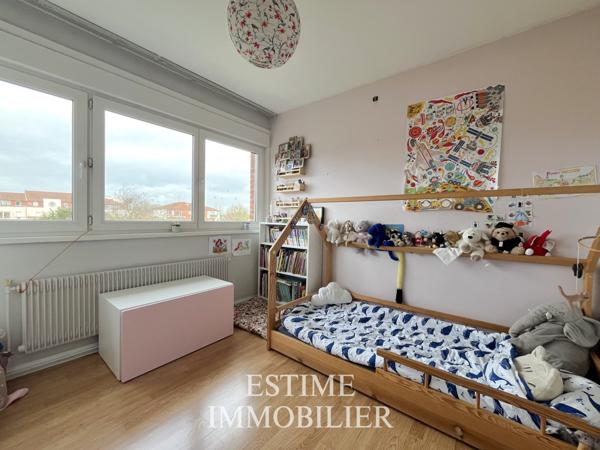 LILLE SAINT-MAUR MAISON T5 AVEC GARAGE